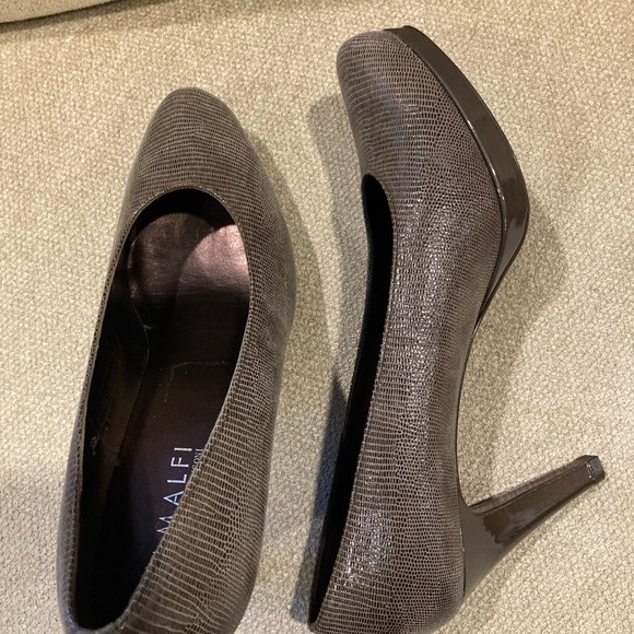 AMALFI BY RANGONI platform pumps 8.5 new - Picture 4 of 6